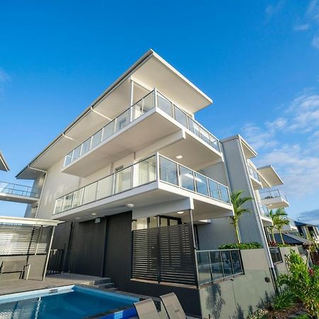 Отель Harbour Cove Эйрли-Бич Экстерьер фото