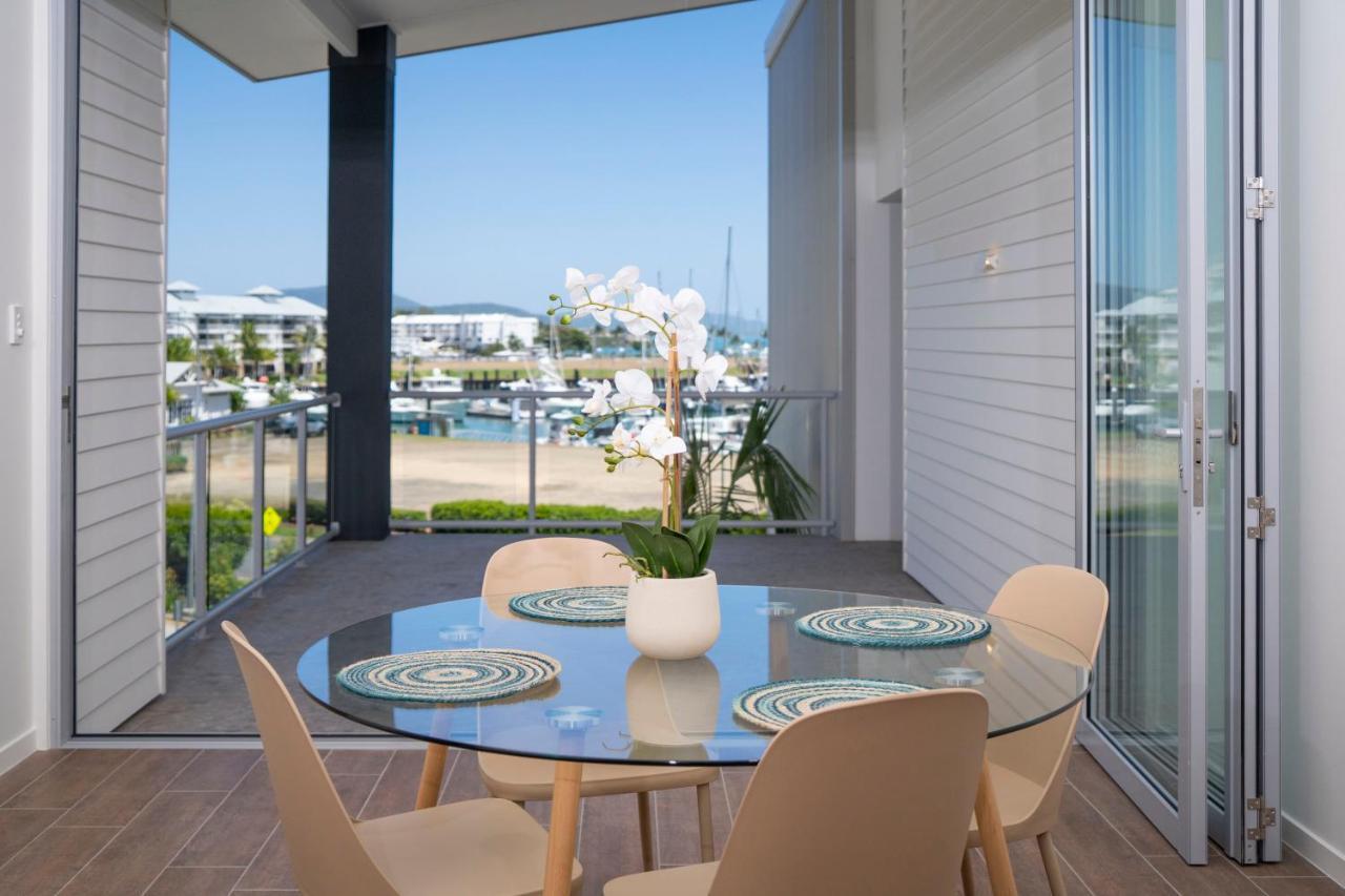 Отель Harbour Cove Эйрли-Бич Экстерьер фото