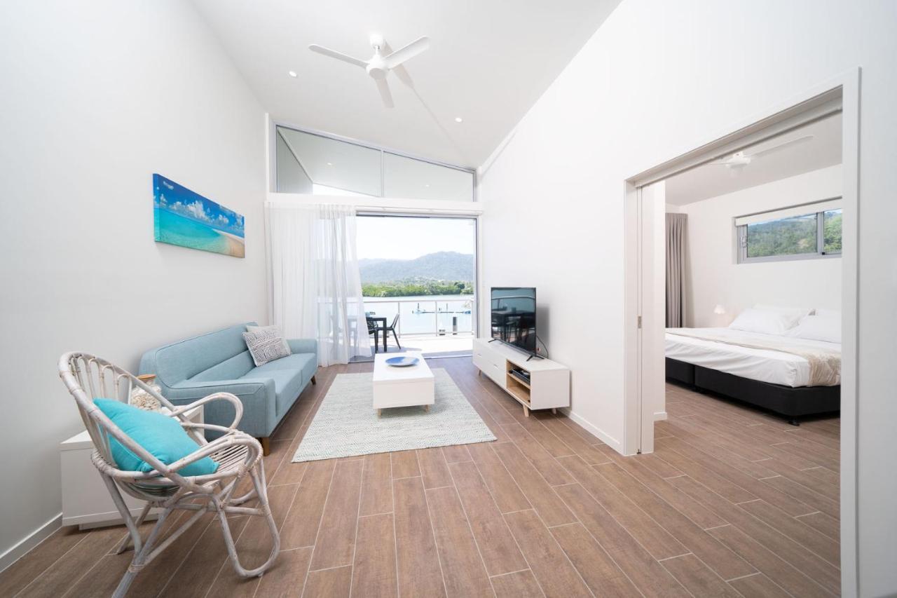 Отель Harbour Cove Эйрли-Бич Экстерьер фото