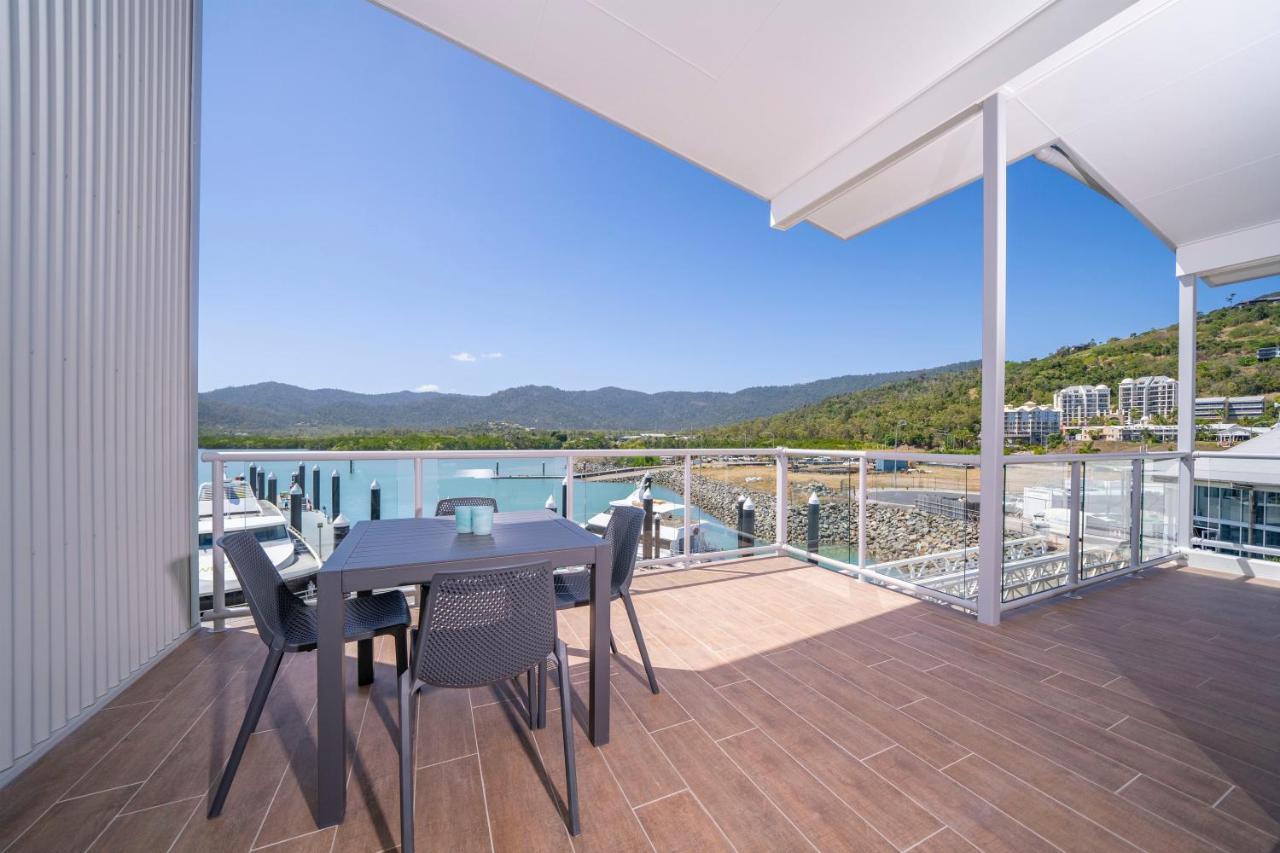 Отель Harbour Cove Эйрли-Бич Экстерьер фото